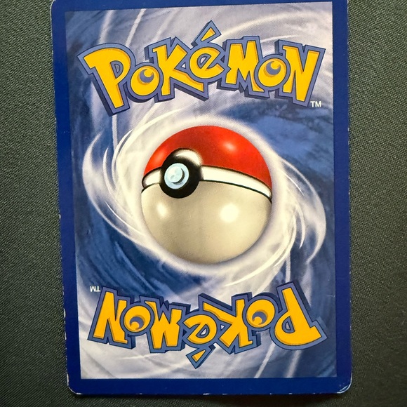 Shellder Pokémon Card with Blue Border - Picture 2 of 2